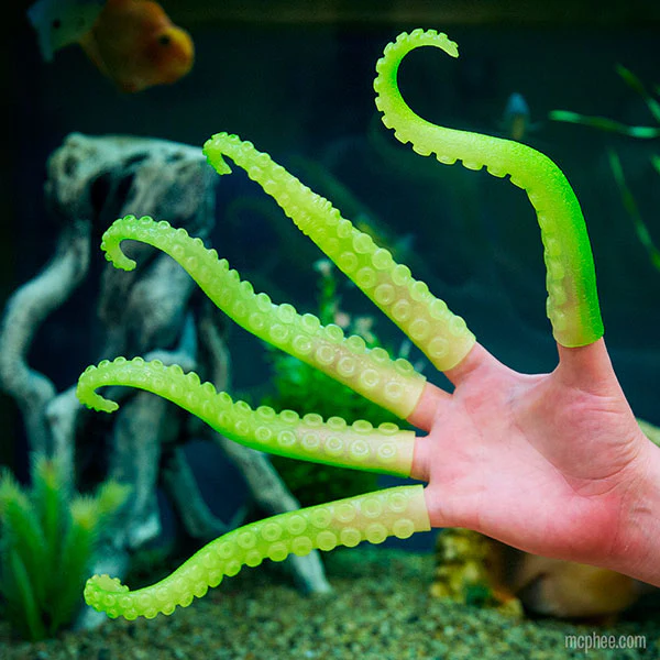 Glow-in-the-Dark Finger Tentacles - Bulk Box - Image 4