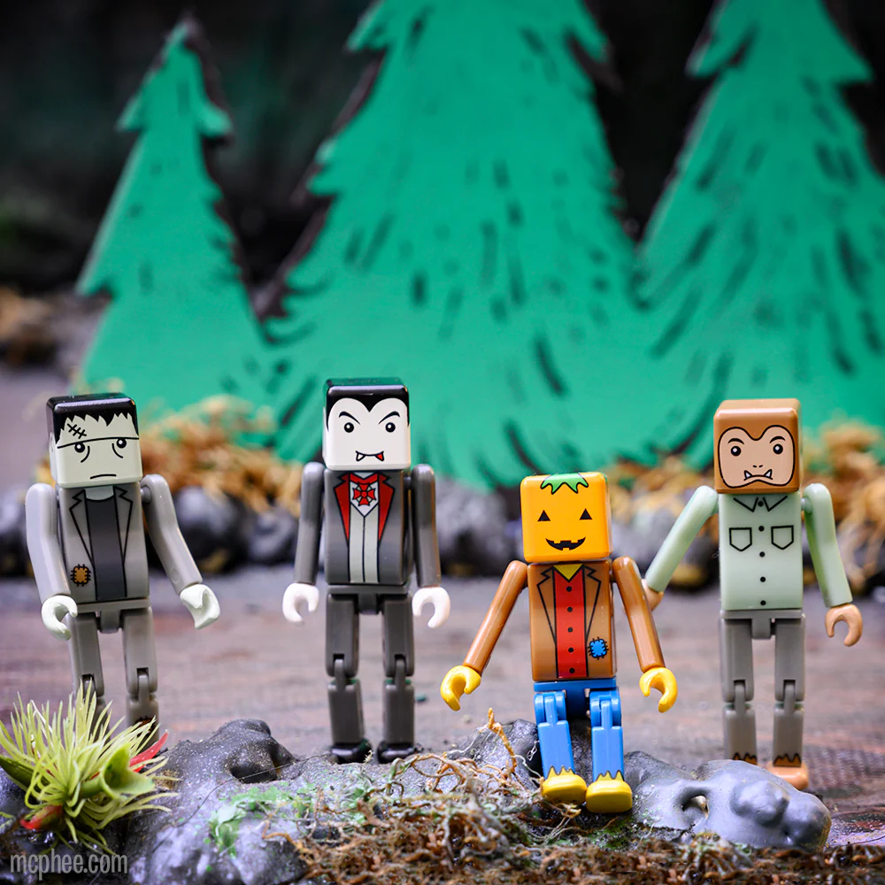 The Council of Monsters Figures - Image 4
